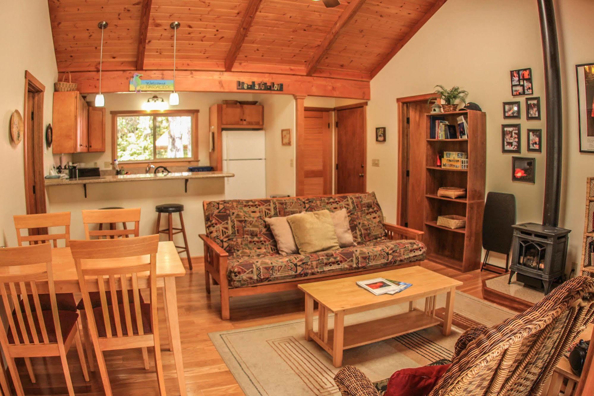 Aolani Hale by Hawaii Volcano Vacations Villa Exterior foto