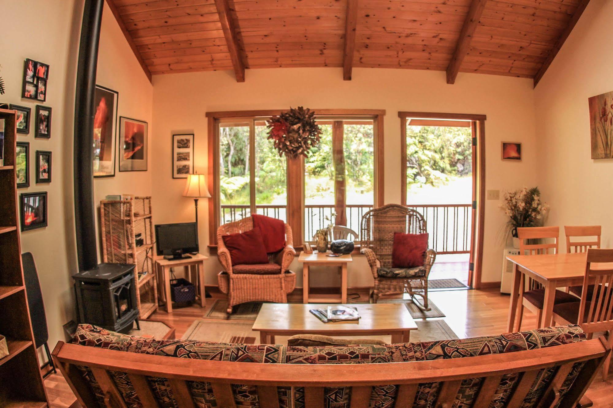 Aolani Hale by Hawaii Volcano Vacations Villa Exterior foto
