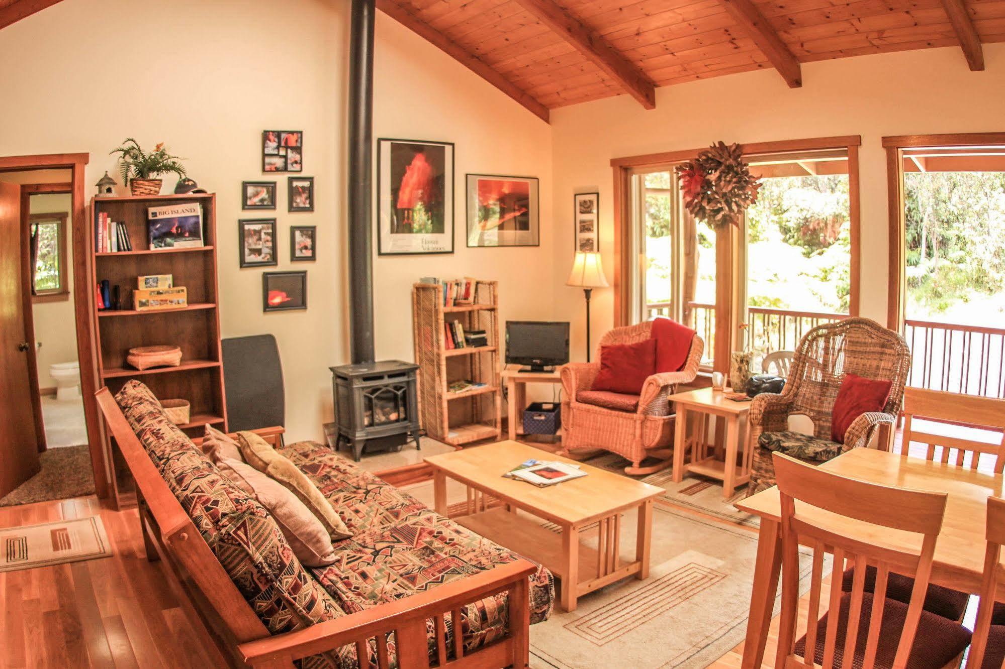 Aolani Hale by Hawaii Volcano Vacations Villa Exterior foto