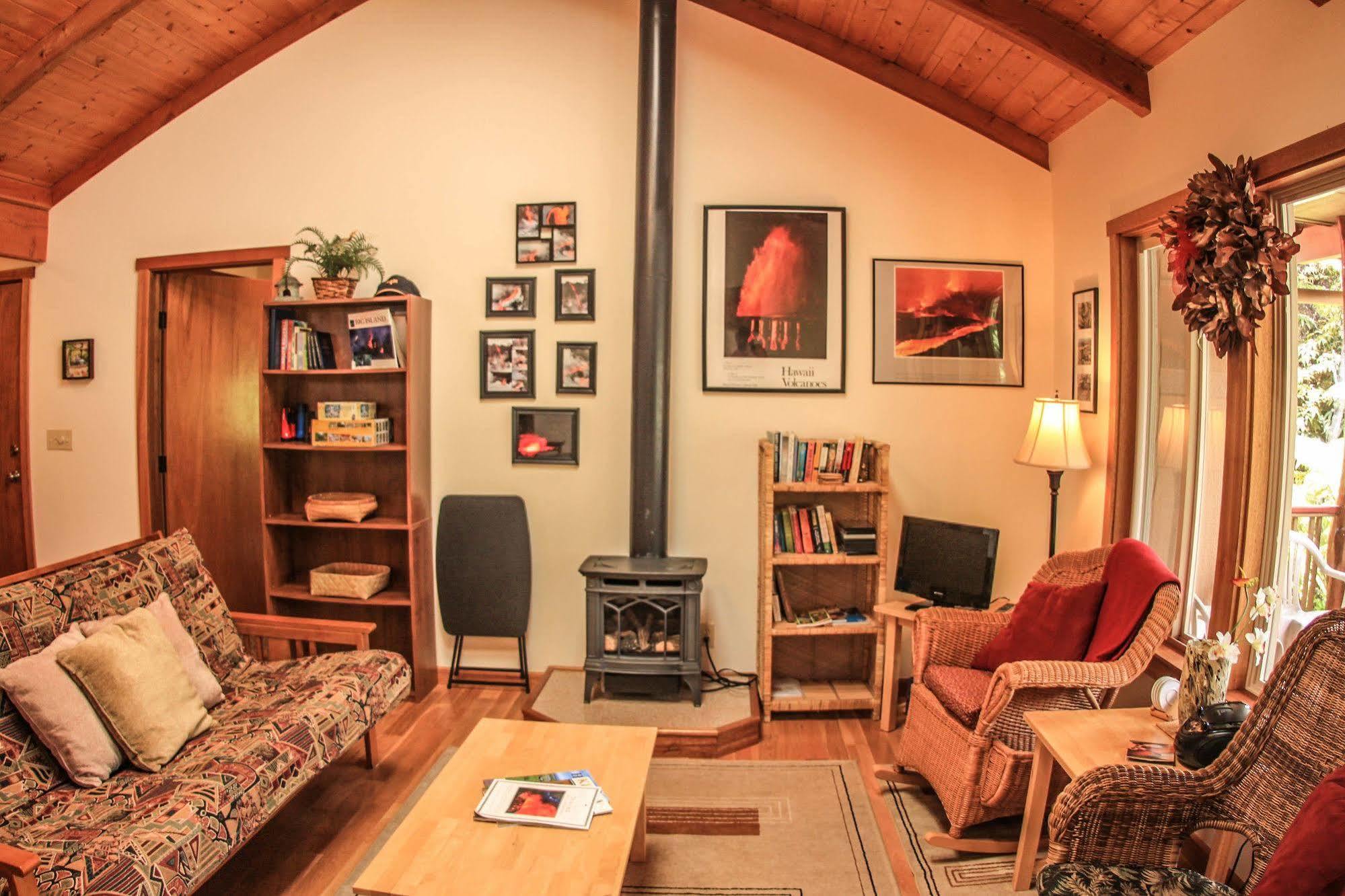 Aolani Hale by Hawaii Volcano Vacations Villa Exterior foto