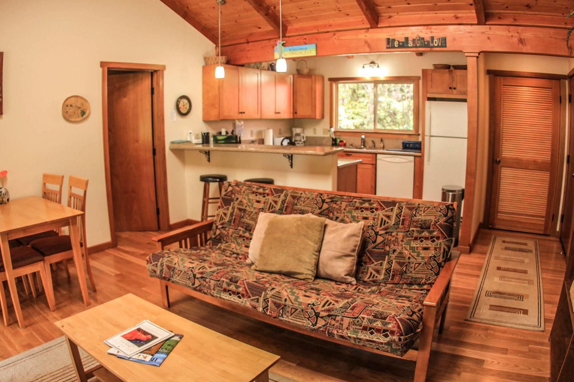 Aolani Hale by Hawaii Volcano Vacations Villa Exterior foto